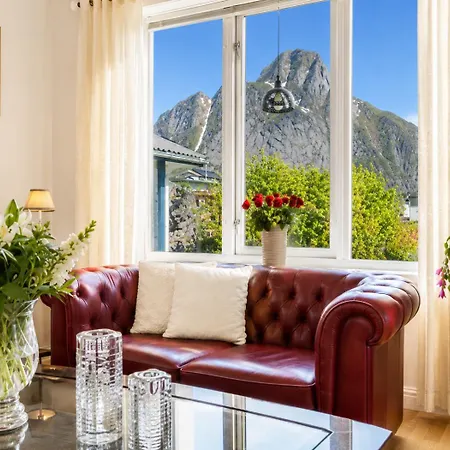 Tatil Evi Reine Lofoten Retreat With Stunning Fjord Views Moskenes